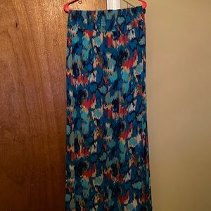 Maxi dress sleeveless. 14/16 runs big like 18/20